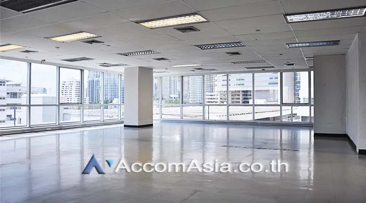 unit Office space For Rent in Ploenchit, Bangkok  near MRT Lumphini (AA15850)